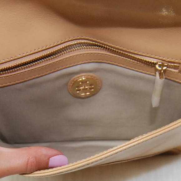 NWT Tory Burch Golden Cream Yellow Clutch